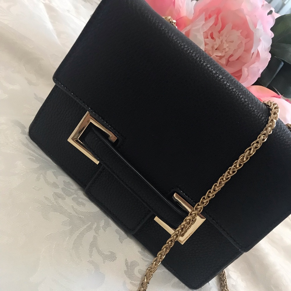 Crossbody - Picture 2 of 5